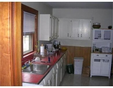 35 Berkshire Rd unit 1, Waltham, MA 02453 - photo 4