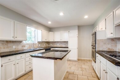 6645 Ridgemont Dr, Dallas, TX 75214 - photo 4