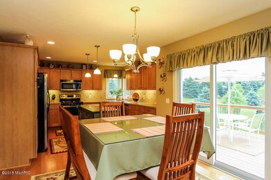 007-Dining_Room-1843647-small