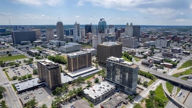 The View unit 605, Kansas City, MO 64106 - photo 2