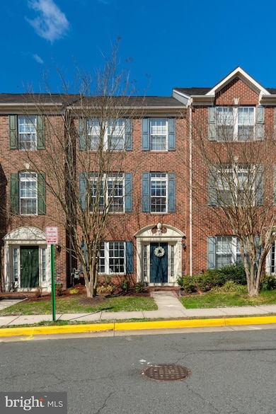 16416 Steerage Cir, Woodbridge, VA 22191 - photo 3