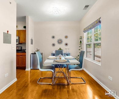 614 Pineridge Dr N unit 43, Oswego, IL 60543 - photo 3