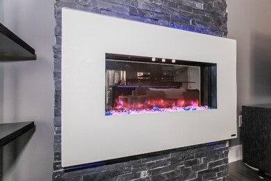 007-Living_Room-2286119-medium