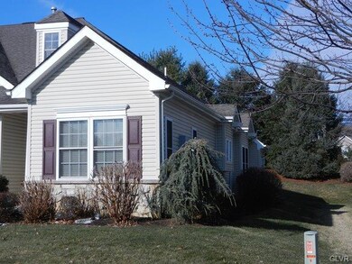 2643 Terrwood Dr W unit 199, Macungie, PA 18062 - photo 2