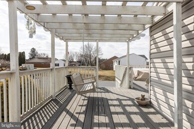 1168 Hollywell Ave, Chambersburg, PA 17201 - photo 7