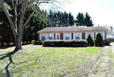 342 Ridgecrest Dr, King, NC 27021 - photo 6