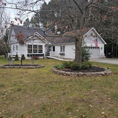 9138 White Pine Dr, Stanwood, MI 49346 - photo 2