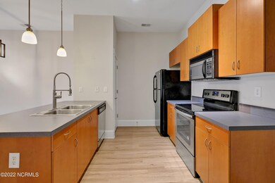 709North4thStreetSte304-03