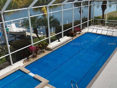 Swimming Pool/Hot Tub/Sauna