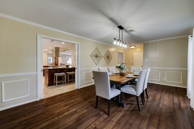 12418 Perthshire Rd, Houston, TX 77024 - photo 6