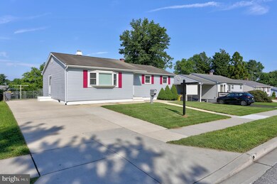 338 Park Hall S, Laurel, MD 20724 - photo 2