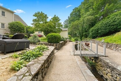 8 Merriweather Rd, Worcester, MA 01602 - photo 6