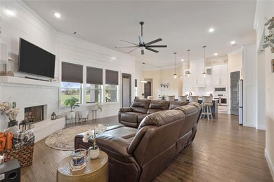 219 N Katy Ranch Ct, Weatherford, TX 76085 - photo 3