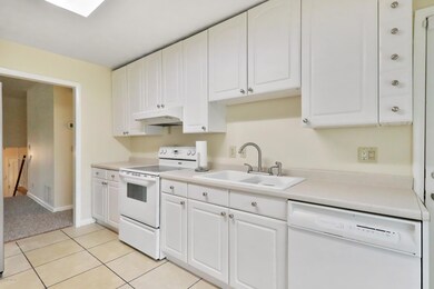 6820 Bogata Dr N, Jacksonville, FL 32210 - photo 6