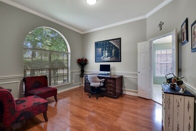 25815 Oakridge Forest Ln, Spring, TX 77386 - photo 6