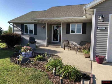 1426 Birchwood Dr, New Ulm, MN 56073 - photo 5