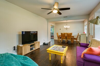 6-Living Room View 2