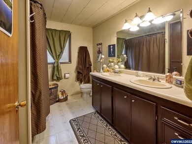 32037 S Wright Rd, Molalla, OR 97038 - photo 7