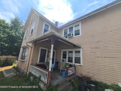 43 Wyoming St, Wilkes Barre, PA 18702 - photo 2