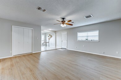 1627 Brumbelow St, Rosenberg, TX 77471 - photo 6