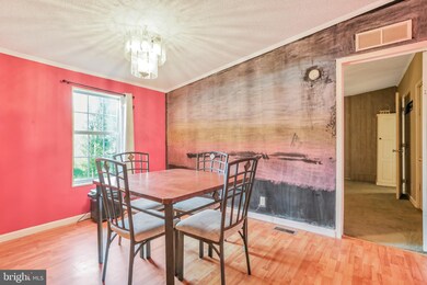 1091 Mitchem Ln, Hedgesville, WV 25427 - photo 7