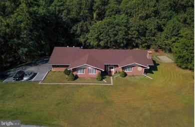 1406 Nicodemus Rd unit ROOM 2, Reisterstown, MD 21136 - photo 2