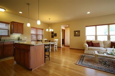 8952 Red Beryl Dr, Middleton, WI 53562 - photo 5