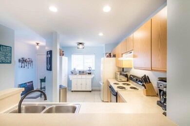 1920 Lakeview Dr W-5