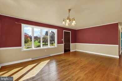 589 Center Dr, Chambersburg, PA 17202 - photo 4