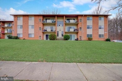 2301 Olson St unit 204, Temple Hills, MD 20748 - photo 5