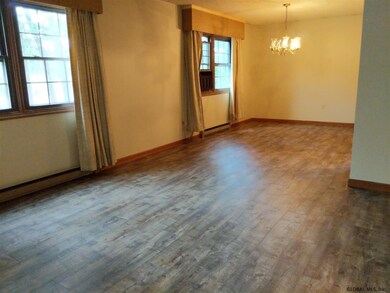 1 Kaatskill Way, Ballston Spa, NY 12020 - photo 3