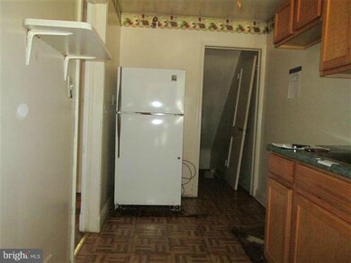 3822 Elmley Ave, Baltimore, MD 21213 - photo 6