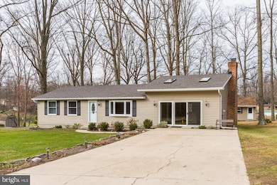 6617 Brooklyn Bridge Rd, Laurel, MD 20707 - photo 2