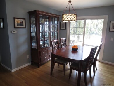 11 Valley View Dr, Glenmont, NY 12077 - photo 4