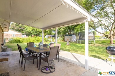 1343 Carnation Ln, New Braunfels, TX 78130 - photo 4