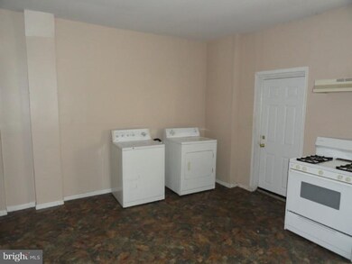 489 E Penn St, Philadelphia, PA 19144 - photo 5