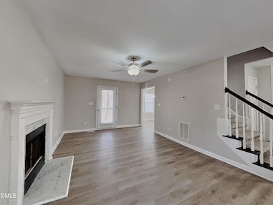 120 Hocutt Dr, Clayton, NC 27520 - photo 3