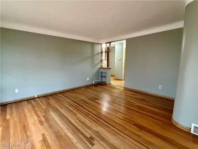 6321 Barton Rd, North Olmsted, OH 44070 - photo 5