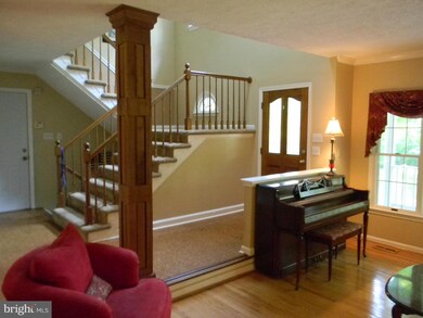 4495 Camelot Dr, Pomfret, MD 20675 - photo 6