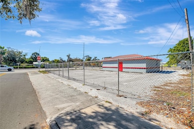 305 & 309 W Memorial Blvd, Lakeland, FL 33801 - photo 2