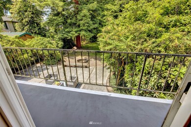 2969 74th Ave SE, Mercer Island, WA 98040 - photo 4