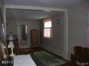 336 E Bertsch St, Lansford, PA 18232 - photo 6