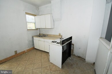 4718 Pimlico Rd, Baltimore, MD 21215 - photo 7