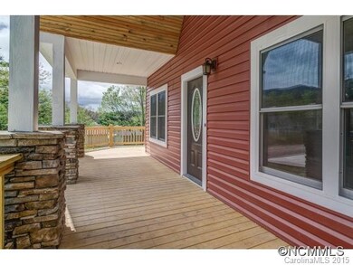 11 Bowen Rd, Asheville, NC 28803 - photo 4