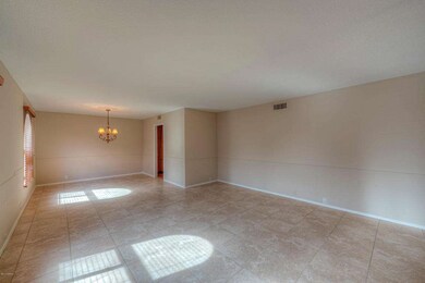 003_Living and Dining Room New