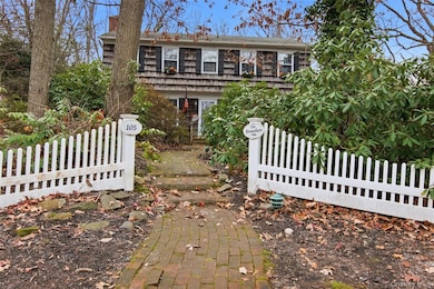 105 Rustic Rd, Port Jefferson, NY 11777 - photo 2