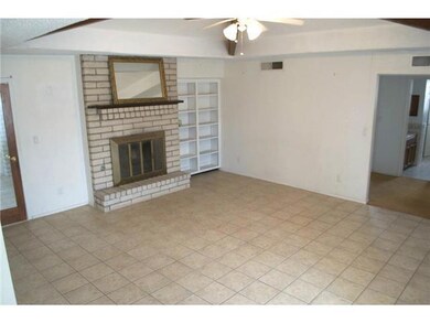 1672 Lou Graham St, El Paso, TX 79936 - photo 4