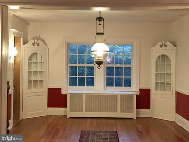 849 W University Pkwy, Baltimore, MD 21210 - photo 3