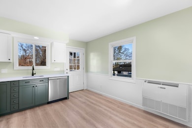 43 Stevens St, Hamden, CT 06517 - photo 7