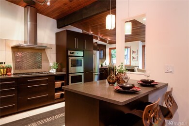 3874 W Mercer Way, Mercer Island, WA 98040 - photo 5